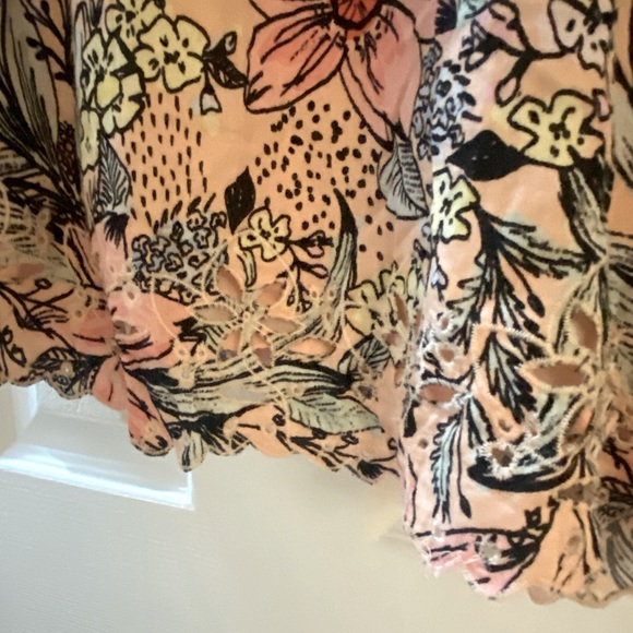 MINKPINK Floral Dress w Lace Detail size XS 🌸 - Picture 5 of 6